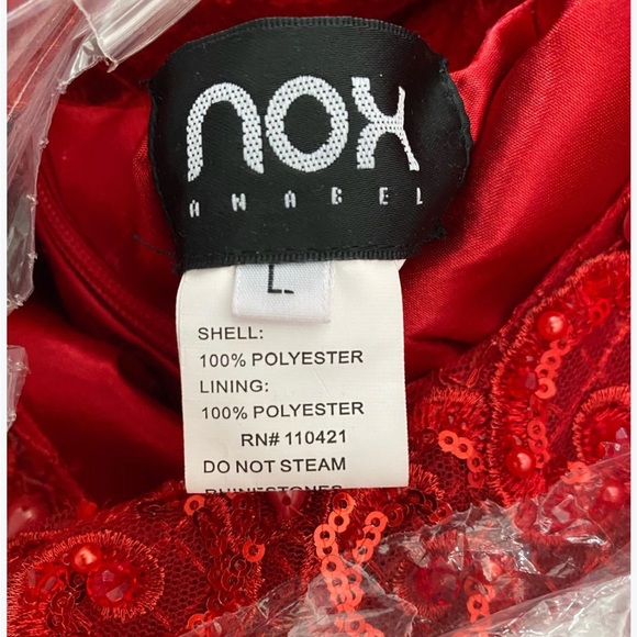 Red formal dress with high/low hem, size 10/12. Prom, homecoming, or pageant. - Picture 5 of 5